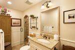En suite bathroom